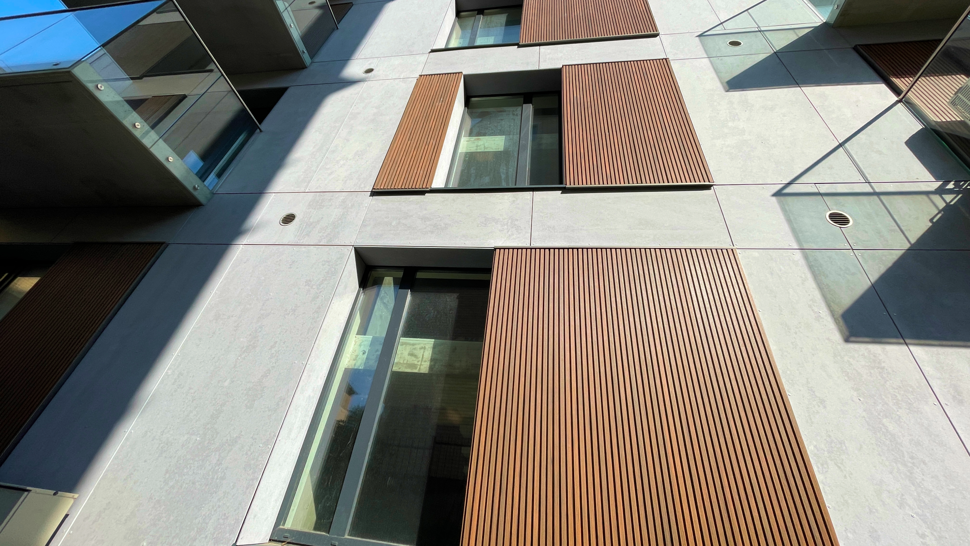 scandic wpc fortewood daugiabučio sienų apdaila